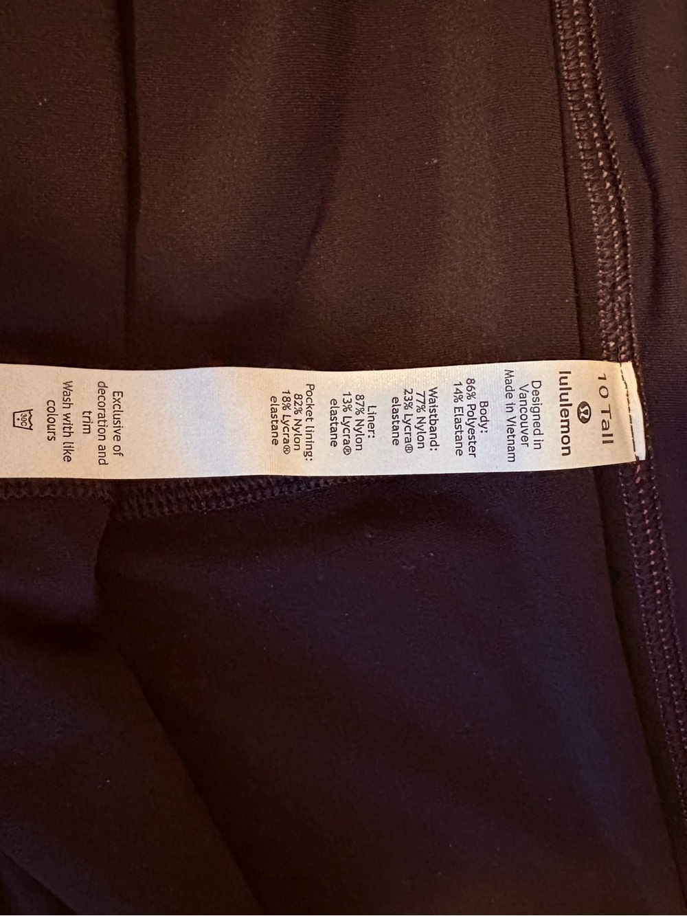 Lululemon skort - Picture 3 of 3